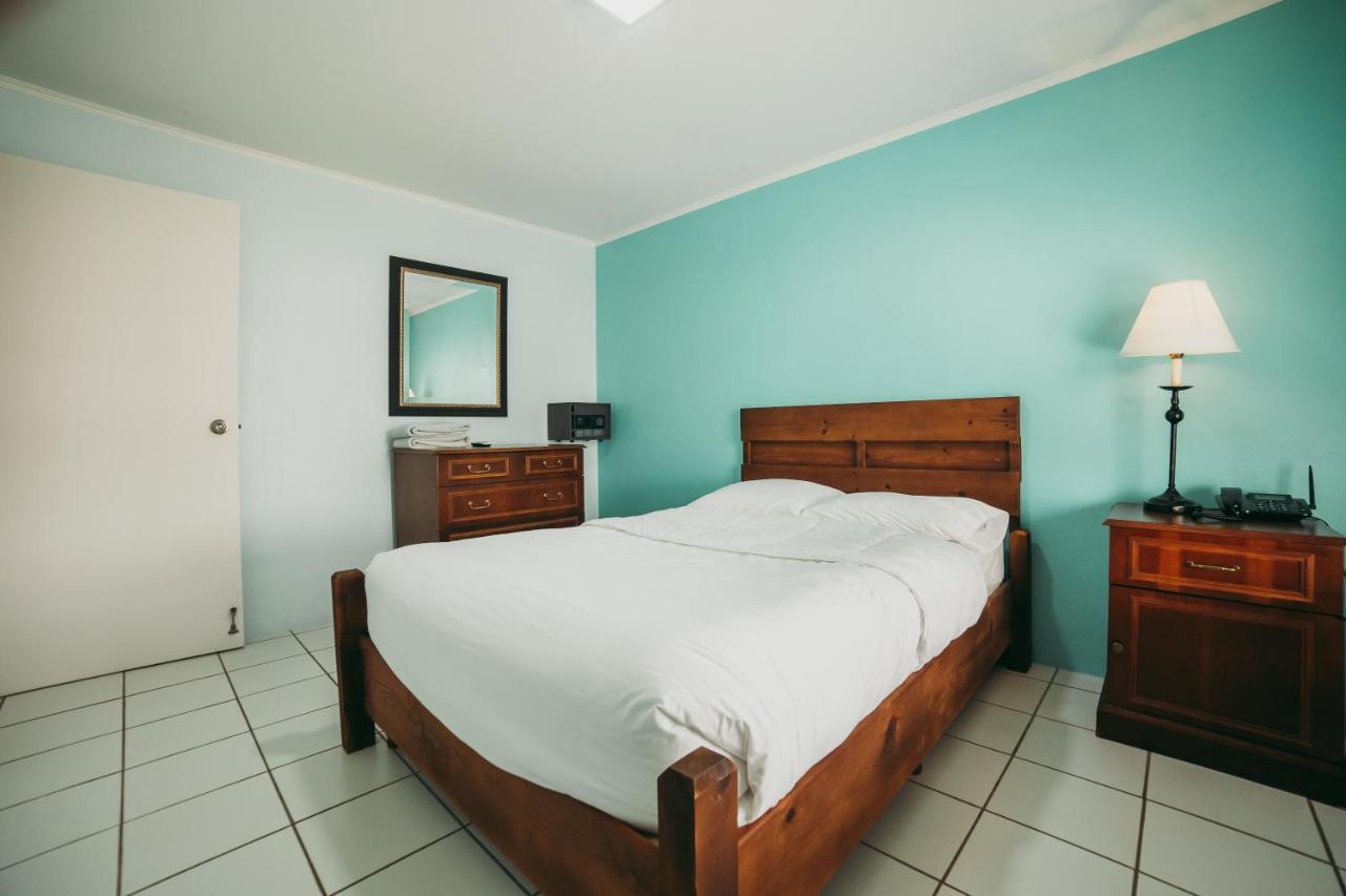 Ser'I Bucurui Accommodations Palm Beach Exterior photo
