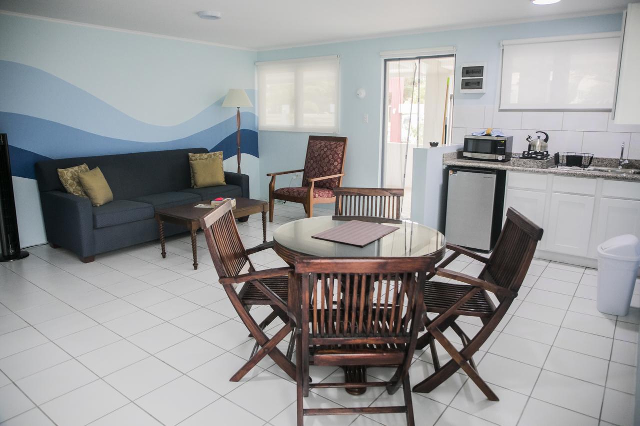 Ser'I Bucurui Accommodations Palm Beach Exterior photo